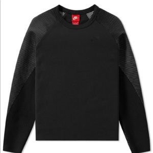 NIKE WOMEN'S TECH FLEECE MIX CREW